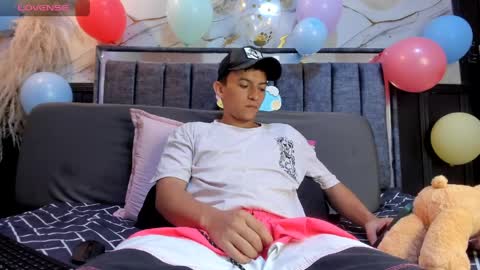 dylan_scott20 online show from 03-31-26, 12:16