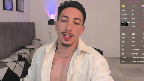 Snapshot of dylan_spencer chatting on 02-21-25, 11:32 Bryan model independient online show from 02-21-25, 11:32