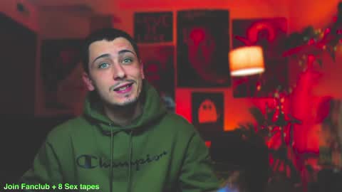 Snapshot of dylandaniel69 chatting on 02-06-25, 06:08 Dylan Daniel 7.8 online show from 02-06-25, 06:08