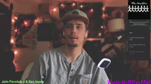 Snapshot of dylandaniel69 chatting on 03-10-25, 05:50 Dylan Daniel 7.8 online show from 03-10-25, 05:50