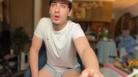 Snapshot of dylandaniel69 chatting on 10-13-25, 07:36 Dylan Daniel 7.8 online show from 10-13-25, 07:36