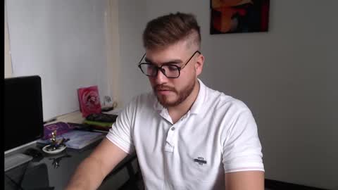 Snapshot of dylanhot10 chatting on 12-24-24, 03:16 dylanhot10 online show from 12-24-24, 03:16