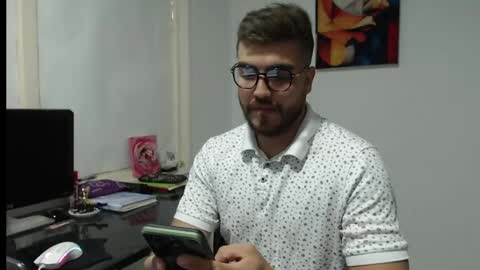 Snapshot of dylanhot10 chatting on 12-29-24, 11:08 dylanhot10 online show from 12-29-24, 11:08