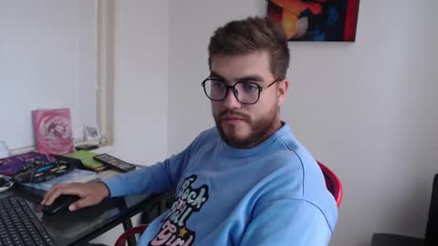 Snapshot of dylanhot10 chatting on 01-31-25, 10:10 dylanhot10 online show from 01-31-25, 10:10