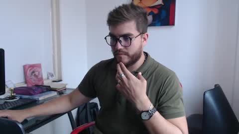 Snapshot of dylanhot10 chatting on 02-01-25, 07:23 dylanhot10 online show from 02-01-25, 07:23