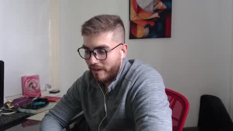 Snapshot of dylanhot10 chatting on 02-06-25, 07:07 dylanhot10 online show from 02-06-25, 07:07