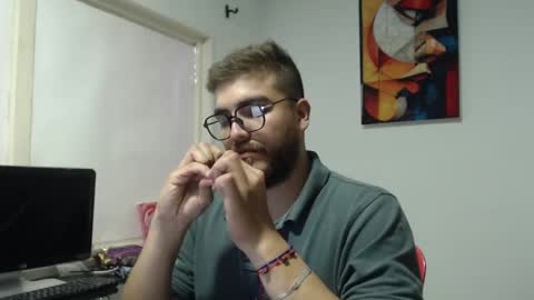 Snapshot of dylanhot10 chatting on 02-14-25, 03:22 dylanhot10 online show from 02-14-25, 03:22