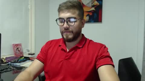 Snapshot of dylanhot10 chatting on 02-14-25, 11:53 dylanhot10 online show from 02-14-25, 11:53