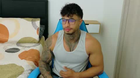 Snapshot of dylanrivera_ chatting on 06-17-26, 01:08 Dylan Rivera online show from 06-17-26, 01:08