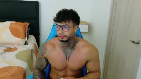 Snapshot of dylanrivera_ chatting on 06-25-26, 11:53 Dylan Rivera online show from 06-25-26, 11:53