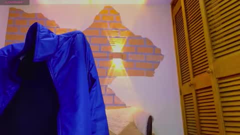 D Y L A N online show from 01-17-26, 02:27