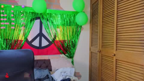 D Y L A N online show from 04-06-26, 01:58