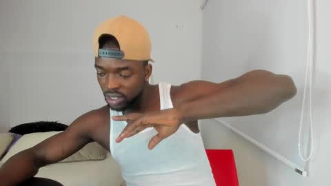 Snapshot of dylantaylor_1 chatting on 01-13-25, 10:03 Dylan Taylor online show from 01-13-25, 10:03