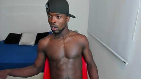 Snapshot of dylantaylor_1 chatting on 03-07-25, 03:51 Dylan Taylor online show from 03-07-25, 03:51