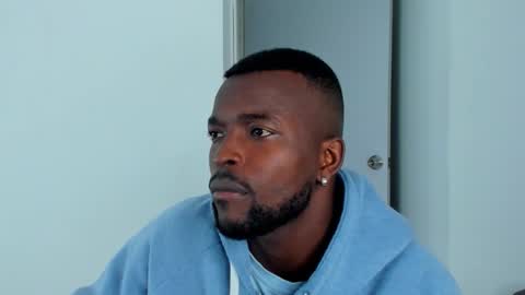 Snapshot of dylantaylor_1 chatting on 11-02-25, 03:31 Dylan Taylor online show from 11-02-25, 03:31