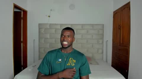 Dylan Taylor online show from 02-09-26, 03:21