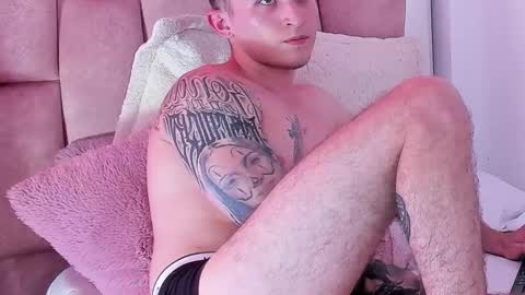 Snapshot of dylanwhite23 chatting on 03-10-25, 06:12 ---DYLAN--- online show from 03-10-25, 06:12