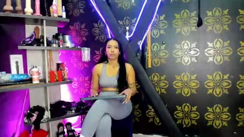 Snapshot of dymoni222 chatting on 02-26-26, 02:10 dymoni222 online show from 02-26-26, 02:10