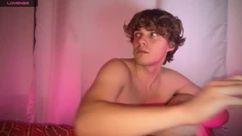 Snapshot of dymonted chatting on 01-19-25, 06:09 dymonted online show from 01-19-25, 06:09