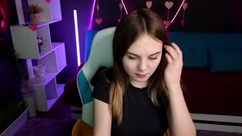 Snapshot of dyna_bae chatting on 02-19-25, 07:28 Dyna online show from 02-19-25, 07:28