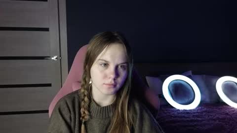 Snapshot of dyna_bae chatting on 10-05-25, 01:59 Dyna online show from 10-05-25, 01:59