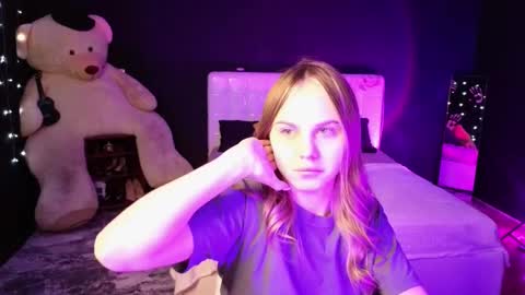 Snapshot of dyna_bae chatting on 11-13-25, 08:57 Dyna online show from 11-13-25, 08:57