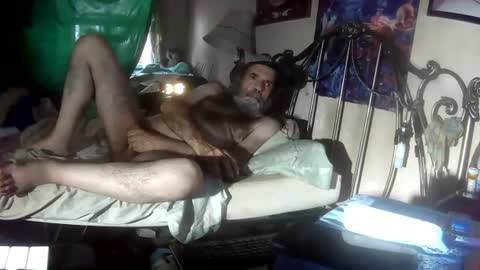 Snapshot of e2727 chatting on 07-14-26, 07:19 Italian Franky online show from 07-14-26, 07:19