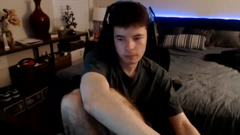 Alex online show from 06-25-26, 02:11