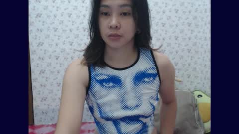 Snapshot of earthlypleasures chatting on 09-25-25, 11:30 shaina online show from 09-25-25, 11:30