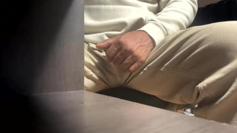 Snapshot of easternjerk chatting on 09-21-25, 08:27 easternjerk online show from 09-21-25, 08:27