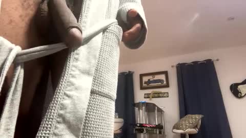 Snapshot of easternjerk chatting on 10-06-25, 09:18 easternjerk online show from 10-06-25, 09:18