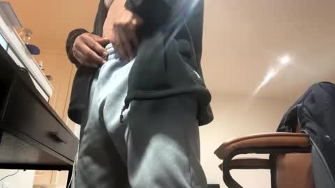 Snapshot of easternjerk chatting on 10-26-25, 01:28 easternjerk online show from 10-26-25, 01:28