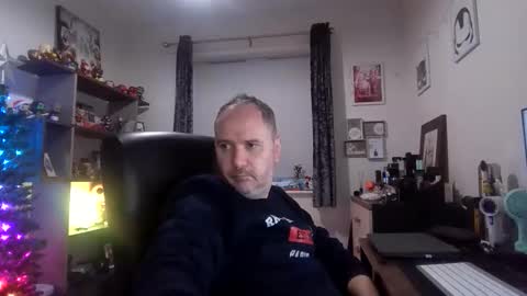 eastmidssoul online show from 12-18-25, 08:20