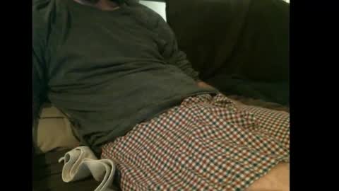 Snapshot of easysleaze chatting on 12-03-24, 02:03 Easy online show from 12-03-24, 02:03