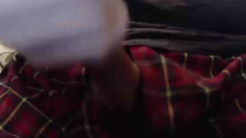 Snapshot of eat_a_peach2 chatting on 11-21-25, 11:20 eat_a_peach2 online show from 11-21-25, 11:20