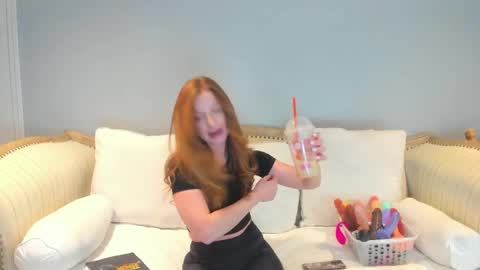 Snapshot of eatmygingersnapps chatting on 01-13-25, 03:47 Allison online show from 01-13-25, 03:47
