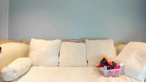 Snapshot of eatmygingersnapps chatting on 10-15-25, 02:39 Allison online show from 10-15-25, 02:39