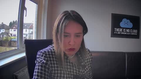 Nadia Ferreira  online show from 02-18-26, 10:11