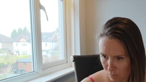 Nadia Ferreira  online show from 06-04-26, 10:54