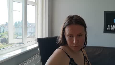 Snapshot of eatmypie69 chatting on 06-24-26, 08:57 Nadia Ferreira online show from 06-24-26, 08:57