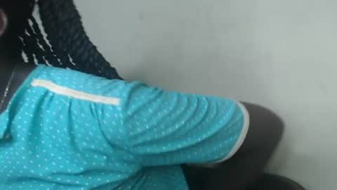 Snapshot of eatuupx chatting on 01-26-25, 12:58 eatuupx online show from 01-26-25, 12:58