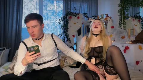 Snapshot of ebangelion chatting on 10-30-25, 10:49 Custom content and video calls are available as well online show from 10-30-25, 10:49