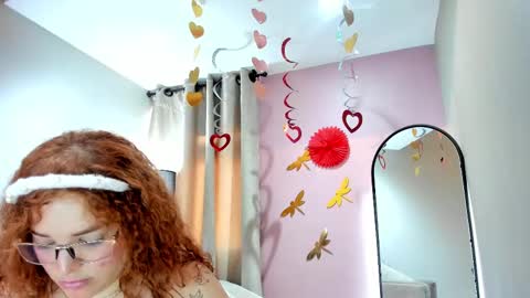 Snapshot of ebbafernandez1_ chatting on 02-17-25, 02:59 online show from 02-17-25, 02:59
