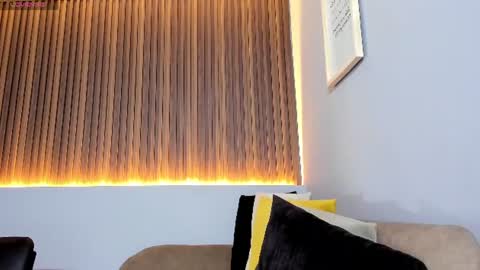 Snapshot of ebbafernandez1_ chatting on 06-18-26, 11:47 online show from 06-18-26, 11:47