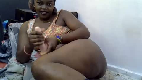 ebonicalprincess online show from 06-11-26, 05:16