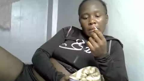 Queen online show from 02-08-26, 07:39