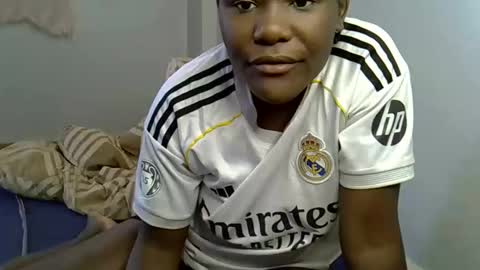 Queen online show from 02-12-26, 08:31