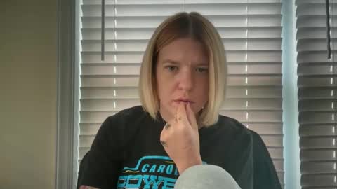 Snapshot of ebony8ivory chatting on 04-28-26, 12:54 americnbarbie online show from 04-28-26, 12:54
