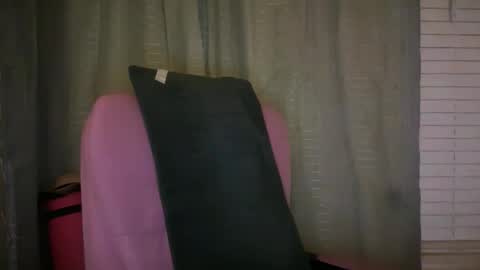 Snapshot of ebony8ivory chatting on 05-06-26, 02:51 americnbarbie online show from 05-06-26, 02:51
