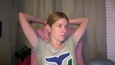 Snapshot of ebony8ivory chatting on 05-26-26, 03:13 americnbarbie online show from 05-26-26, 03:13